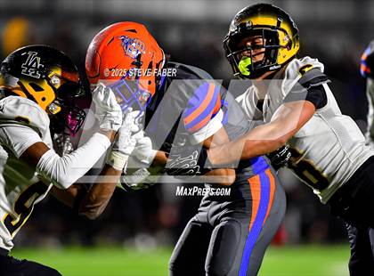Thumbnail 1 in Lincoln @ Rainier Beach (WIAA 3A First Round) photogallery.