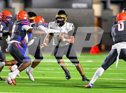 Thumbnail 2 in Lincoln @ Rainier Beach (WIAA 3A First Round) photogallery.