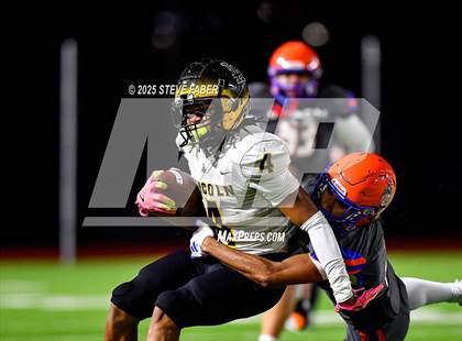 Thumbnail 3 in Lincoln @ Rainier Beach (WIAA 3A First Round) photogallery.