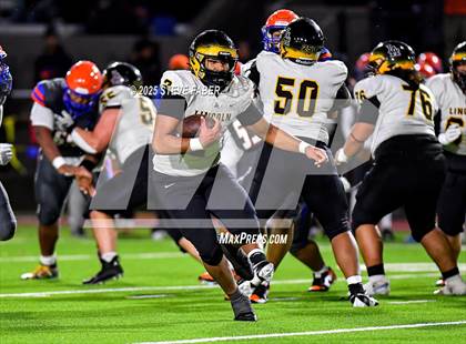 Thumbnail 2 in Lincoln @ Rainier Beach (WIAA 3A First Round) photogallery.