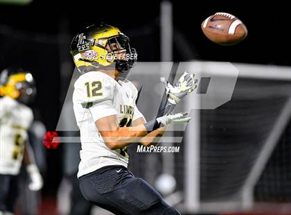Thumbnail 1 in Lincoln @ Rainier Beach (WIAA 3A First Round) photogallery.