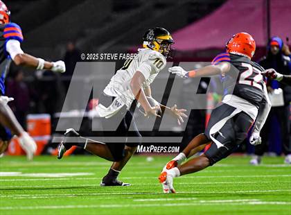 Thumbnail 3 in Lincoln @ Rainier Beach (WIAA 3A First Round) photogallery.