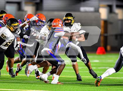 Thumbnail 3 in Lincoln @ Rainier Beach (WIAA 3A First Round) photogallery.
