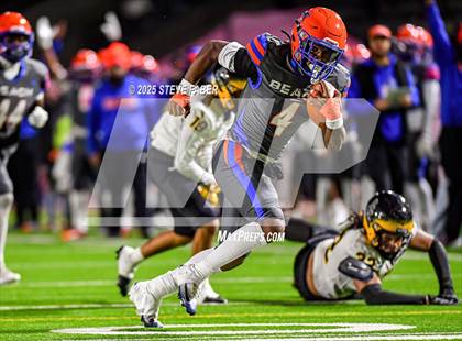 Thumbnail 1 in Lincoln @ Rainier Beach (WIAA 3A First Round) photogallery.