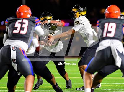 Thumbnail 3 in Lincoln @ Rainier Beach (WIAA 3A First Round) photogallery.