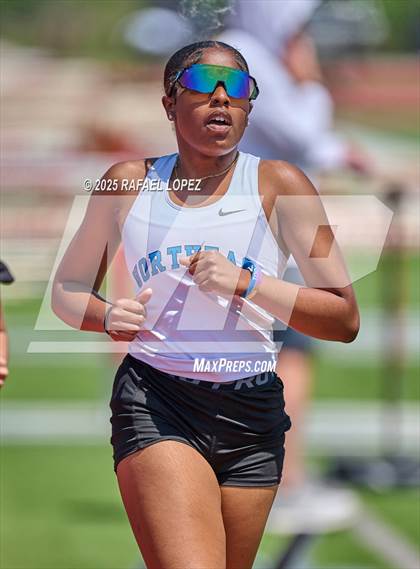Thumbnail 2 in Lake Houston Conquerors Invitational (800M) photogallery.