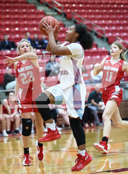 Thumbnail 1 in Hirschi vs Glen Rose (UIL 3A Bi-district) photogallery.