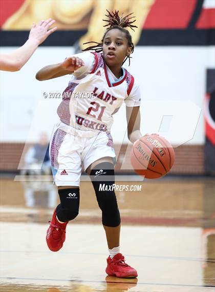 Thumbnail 2 in Hirschi vs Glen Rose (UIL 3A Bi-district) photogallery.