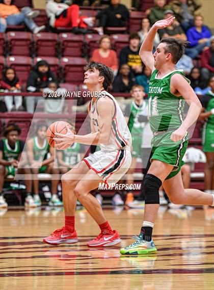 Thumbnail 1 in Kountze vs. Tatum (Holiday Hoops tournament) photogallery.