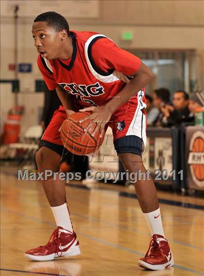 Thumbnail 3 in Canoga Park @ King (Maxpreps Holiday Classic) photogallery.