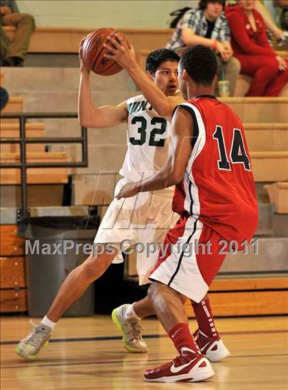 Thumbnail 2 in Canoga Park @ King (Maxpreps Holiday Classic) photogallery.