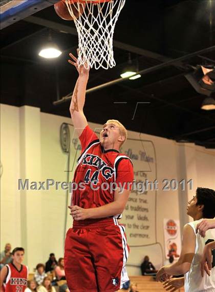 Thumbnail 3 in Canoga Park @ King (Maxpreps Holiday Classic) photogallery.