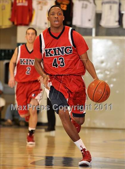Thumbnail 1 in Canoga Park @ King (Maxpreps Holiday Classic) photogallery.