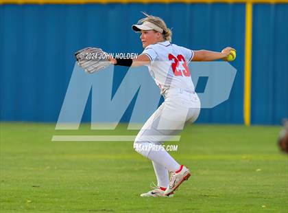 Thumbnail 2 in Chisholm @ Newkirk photogallery.