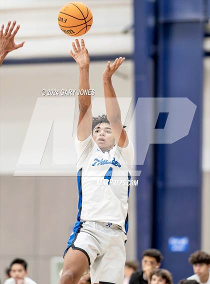 Thumbnail 3 in Rocklin vs St. Paul (Cali Live Boys 2024) photogallery.