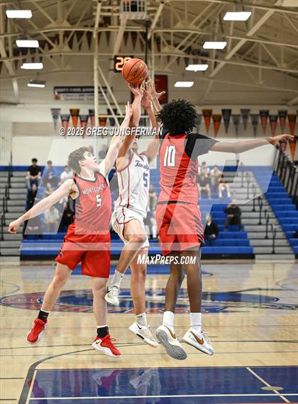 Thumbnail 3 in Montgomery @ Tamalpais photogallery.