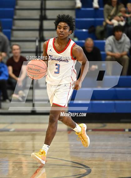 Thumbnail 2 in Montgomery @ Tamalpais photogallery.