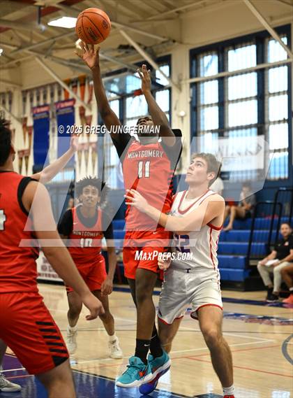 Thumbnail 1 in Montgomery @ Tamalpais photogallery.