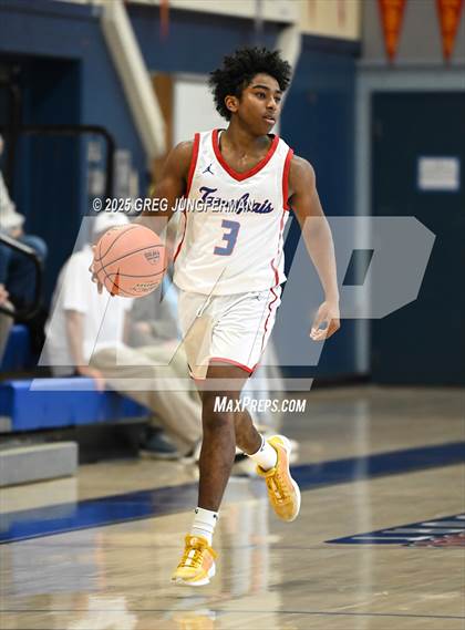 Thumbnail 3 in Montgomery @ Tamalpais photogallery.