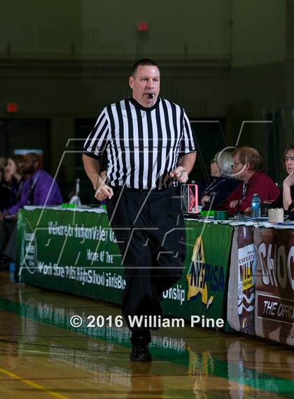 Thumbnail 2 in Eldred vs. Heuvelton Central (NYSPHSAA Class D Semifinal) photogallery.