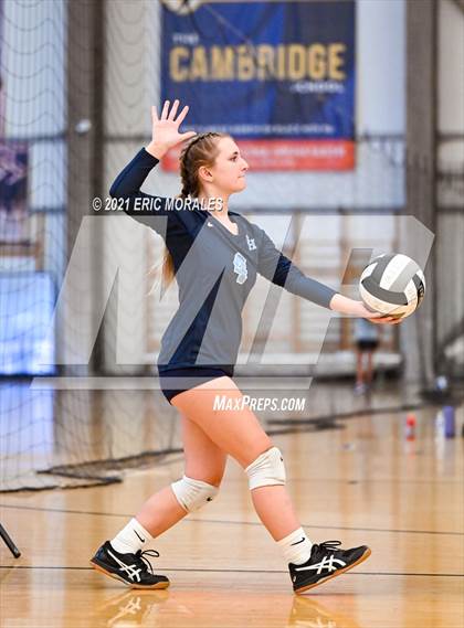Thumbnail 3 in Granite Hills vs Mater Dei Catholic (Southern California Invitational) photogallery.