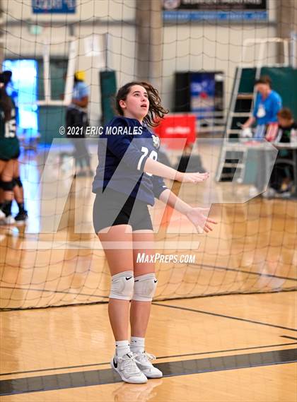 Thumbnail 1 in Granite Hills vs Mater Dei Catholic (Southern California Invitational) photogallery.