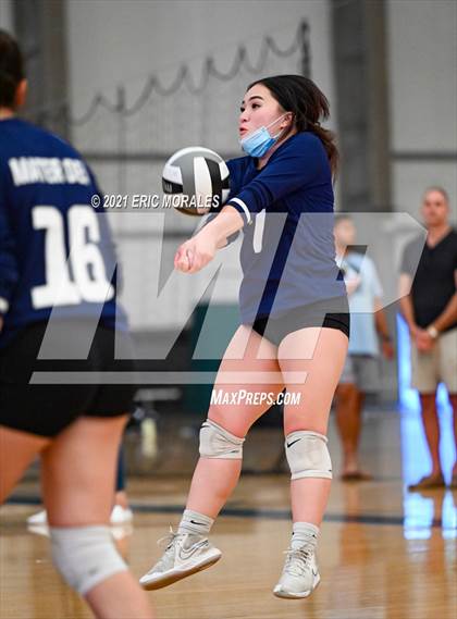 Thumbnail 1 in Granite Hills vs Mater Dei Catholic (Southern California Invitational) photogallery.