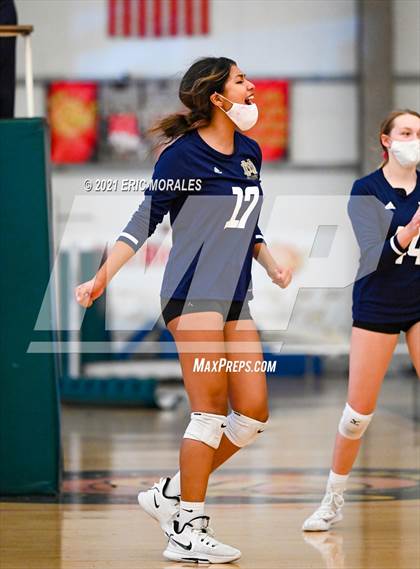 Thumbnail 1 in Granite Hills vs Mater Dei Catholic (Southern California Invitational) photogallery.