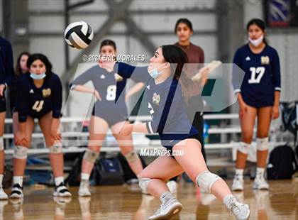 Thumbnail 3 in Granite Hills vs Mater Dei Catholic (Southern California Invitational) photogallery.
