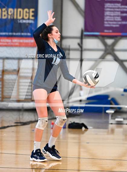 Thumbnail 1 in Granite Hills vs Mater Dei Catholic (Southern California Invitational) photogallery.