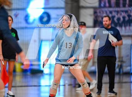 Thumbnail 1 in Granite Hills vs Mater Dei Catholic (Southern California Invitational) photogallery.