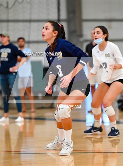 Thumbnail 2 in Granite Hills vs Mater Dei Catholic (Southern California Invitational) photogallery.