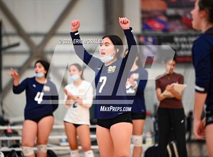 Thumbnail 1 in Granite Hills vs Mater Dei Catholic (Southern California Invitational) photogallery.