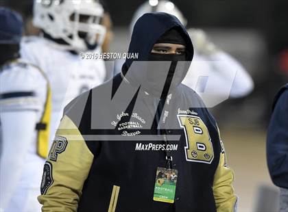 Thumbnail 3 in De La Salle vs.St. John Bosco (CIF State Open Division Final) photogallery.