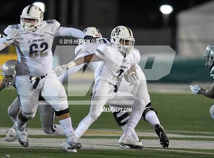 Thumbnail 3 in De La Salle vs.St. John Bosco (CIF State Open Division Final) photogallery.