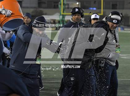 Thumbnail 2 in De La Salle vs.St. John Bosco (CIF State Open Division Final) photogallery.