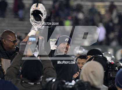 Thumbnail 3 in De La Salle vs.St. John Bosco (CIF State Open Division Final) photogallery.