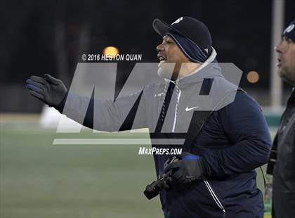 Thumbnail 3 in De La Salle vs.St. John Bosco (CIF State Open Division Final) photogallery.