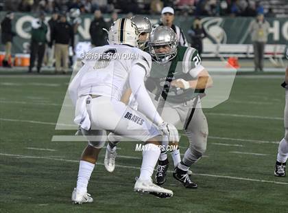Thumbnail 3 in De La Salle vs.St. John Bosco (CIF State Open Division Final) photogallery.