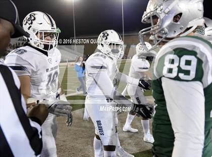Thumbnail 2 in De La Salle vs.St. John Bosco (CIF State Open Division Final) photogallery.