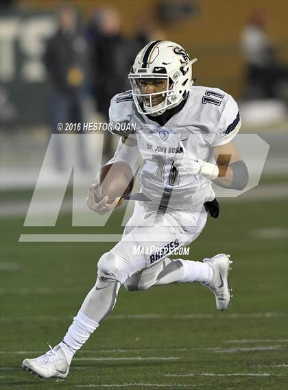 Thumbnail 3 in De La Salle vs.St. John Bosco (CIF State Open Division Final) photogallery.