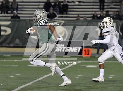 Thumbnail 1 in De La Salle vs.St. John Bosco (CIF State Open Division Final) photogallery.