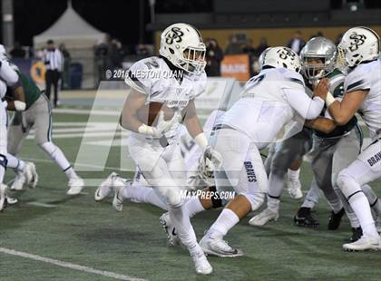 Thumbnail 2 in De La Salle vs.St. John Bosco (CIF State Open Division Final) photogallery.