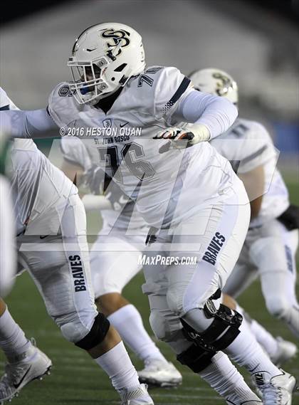 Thumbnail 2 in De La Salle vs.St. John Bosco (CIF State Open Division Final) photogallery.