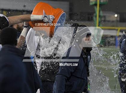 Thumbnail 1 in De La Salle vs.St. John Bosco (CIF State Open Division Final) photogallery.