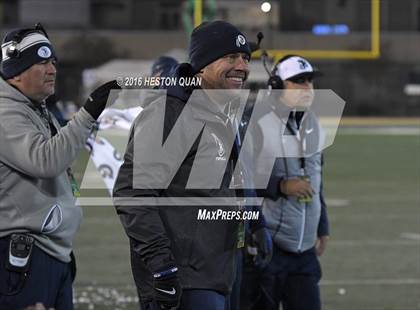 Thumbnail 1 in De La Salle vs.St. John Bosco (CIF State Open Division Final) photogallery.