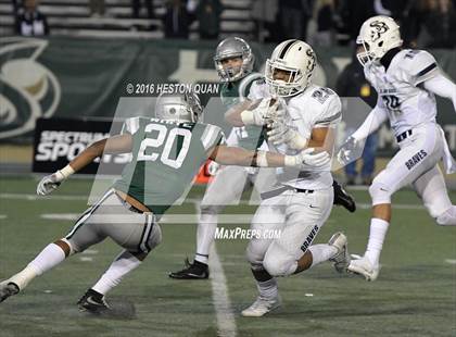 Thumbnail 2 in De La Salle vs.St. John Bosco (CIF State Open Division Final) photogallery.