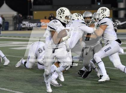 Thumbnail 3 in De La Salle vs.St. John Bosco (CIF State Open Division Final) photogallery.