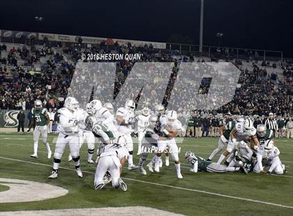 Thumbnail 1 in De La Salle vs.St. John Bosco (CIF State Open Division Final) photogallery.
