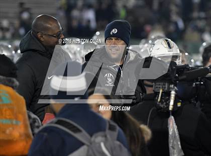 Thumbnail 3 in De La Salle vs.St. John Bosco (CIF State Open Division Final) photogallery.
